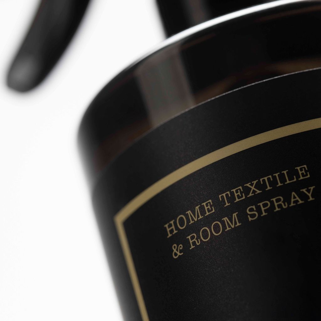 CERERIA MOLLA Tekstilspray – Amber & Sandalwood 500 ml